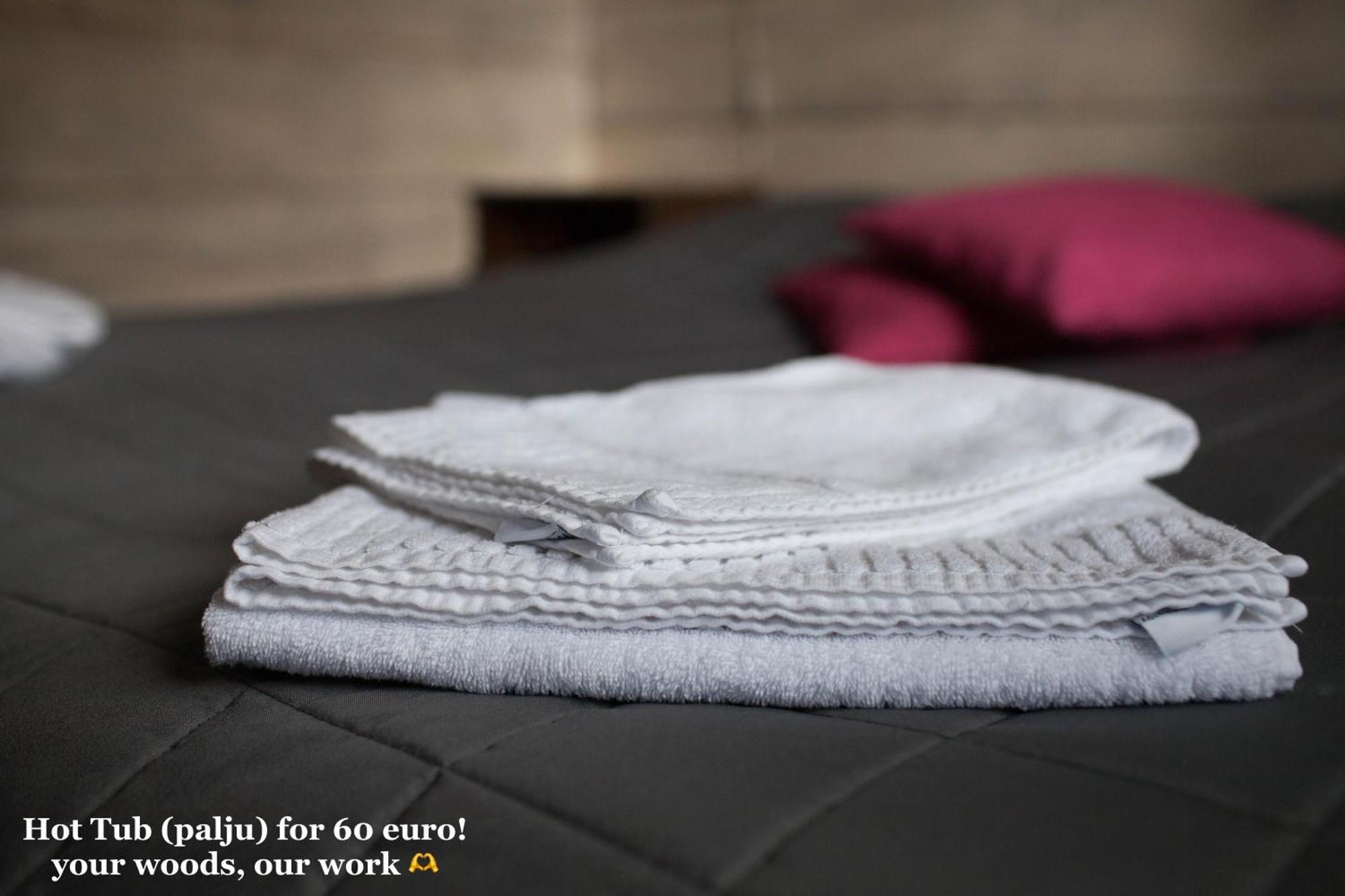 Sresort Saunas - Hot Tub, Palju イマトラ エクステリア 写真